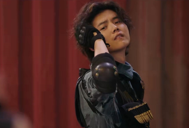 董子健|《一人之下》将影视化,男主暂定鹿晗,“冯宝宝”人选众望所归