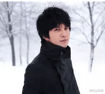 薛之谦|有种“整容”叫出道前！杨紫肖战不算啥，看到薛之谦：换头了？