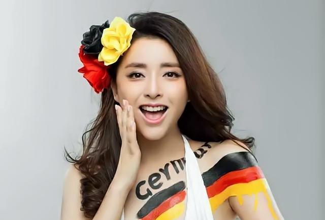 刘德华|刘德华也不香了？《人潮汹涌》票房不足1亿，导演发声“求生存”