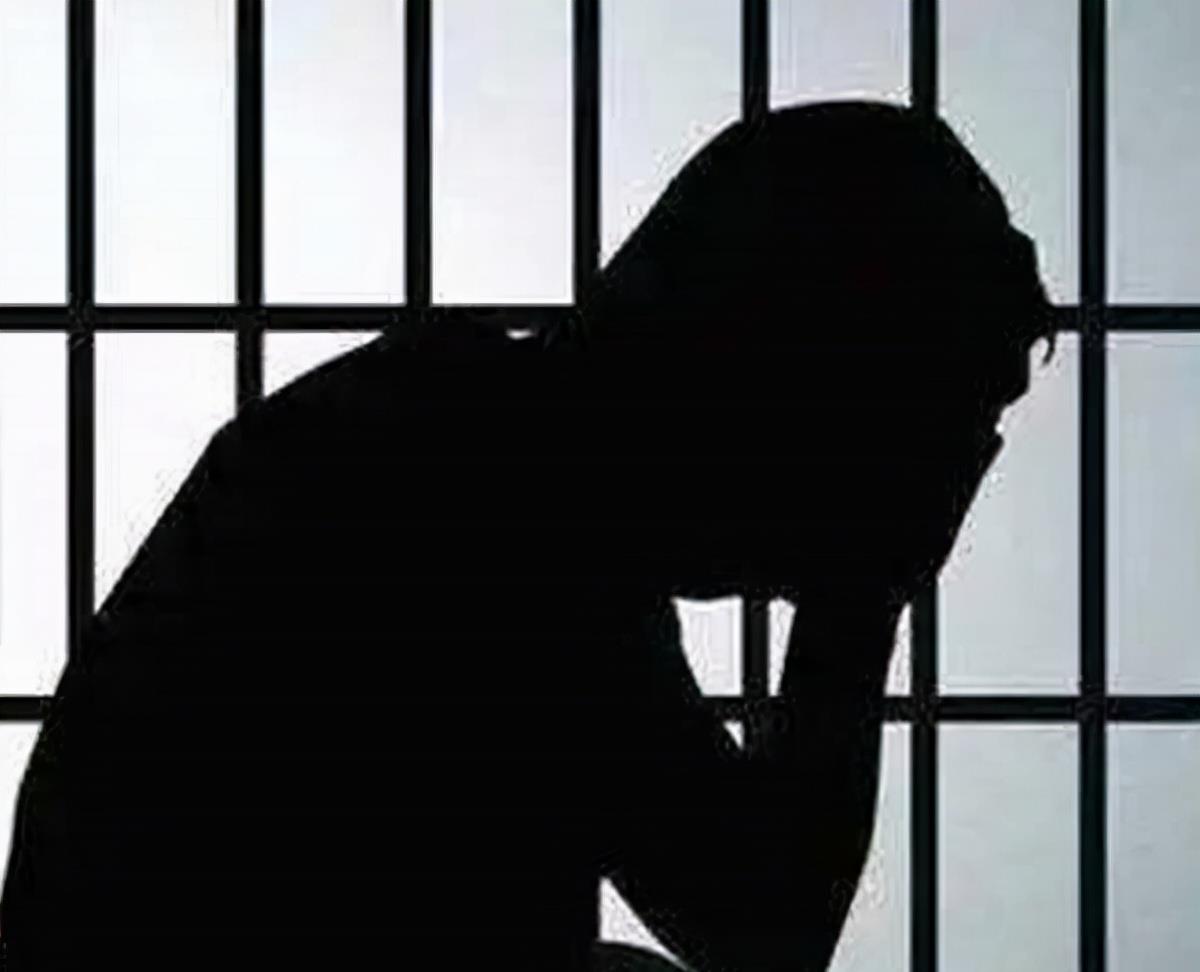 |十九岁少女找工作时遇到歹人,强奸不从反被杀害抛尸长江