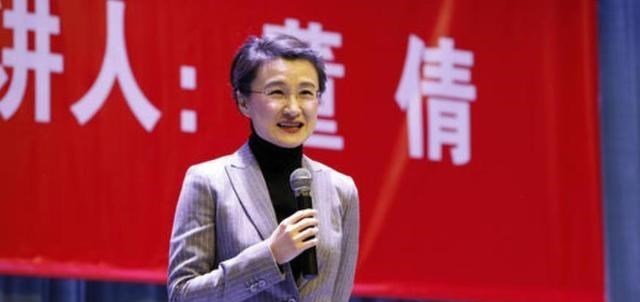 董倩|HM再发声明火上浇油？董倩三连问针针见血，董卿的做法却令人愤恨