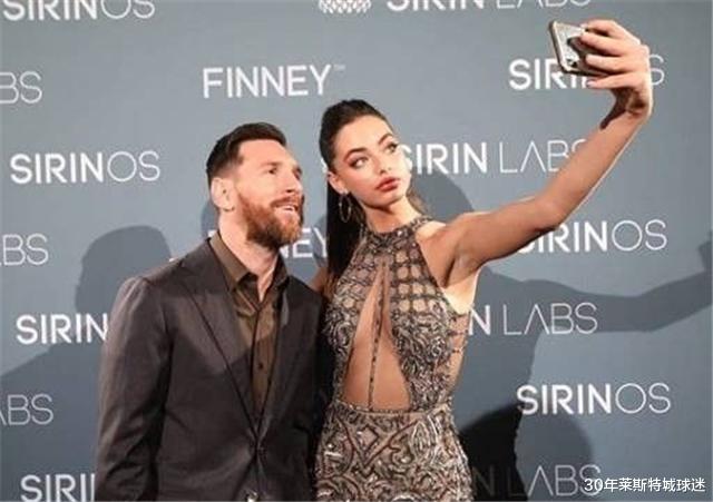 梅西|梅西懂感恩！為感謝中國提供5萬疫苗，梅球王很感動(dòng)回贈(zèng)三件球衣