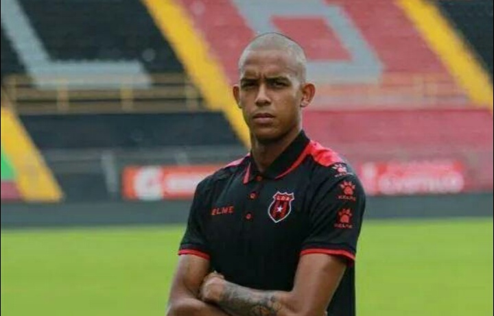 國(guó)足|截胡？華裔天才21歲1米85，現(xiàn)入選哥斯達(dá)黎加國(guó)足，歸化事宜泡湯