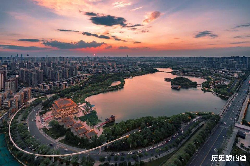 成吉思汗|历史上中国也被称为“九州”，指的是哪九州，你现在位于哪个州呢