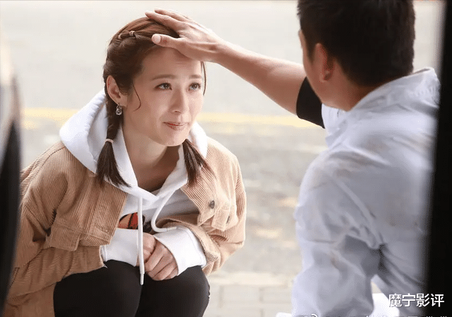 拳王|拳王：台庆钜献，黎耀祥张振朗PK郑嘉颖胡定欣同名剧，谁输了