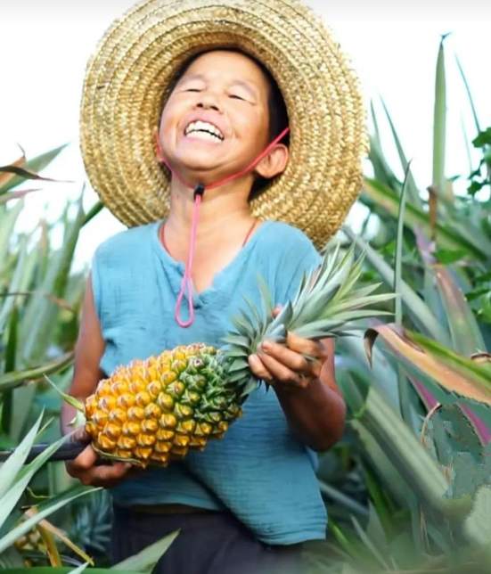 |半年吸粉近2000W，康仔和老小孩关儿系惹争议，是利用还是友情？