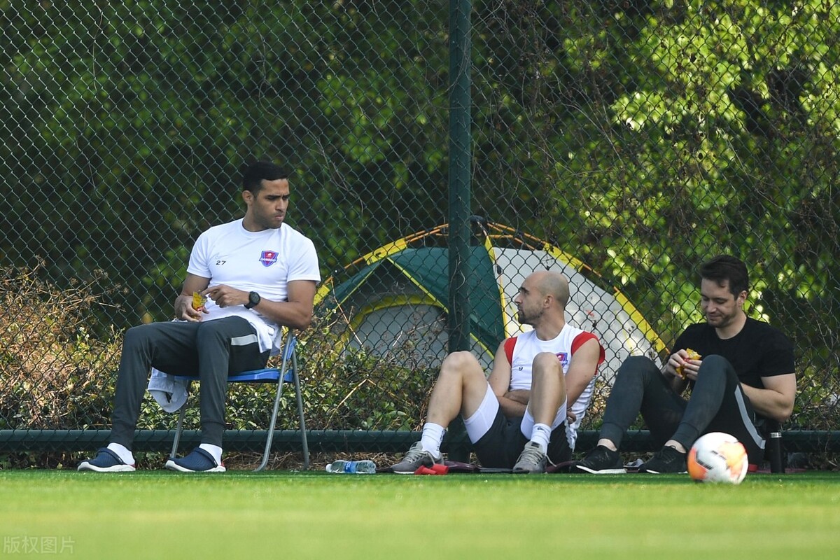 廣東男籃|綠城有望壓哨進中超？又一支球隊面臨解散，因欠薪球員拒絕進賽區