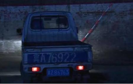 穿帮镜头|剧中最“尬”的穿帮镜头，太子骑的马被一箭射中，为什么中箭之后颜色都变了