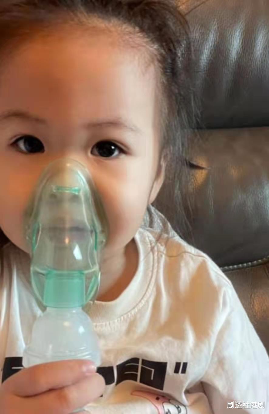 张嘉儿|留家照顾患病女儿！37岁前港姐冠军辞演美剧，甘愿放弃外闯机会