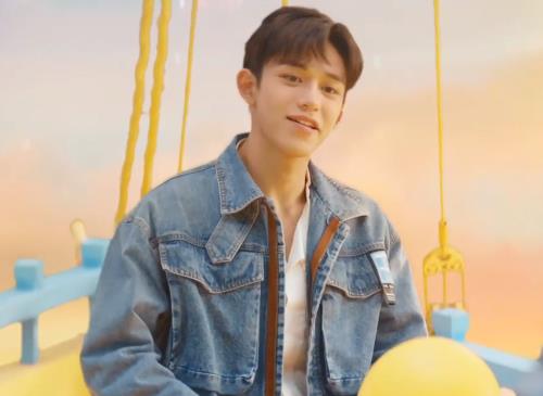 黄旭熙|录节目不能带耳钉，黄明昊想新招上镜，综艺老手都得学着点