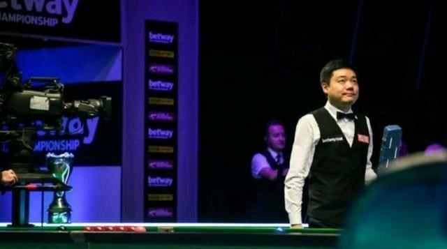 马克·塞尔比|大战一触即发！面对新规塞尔比将如何应对，丁俊晖又该何去何从