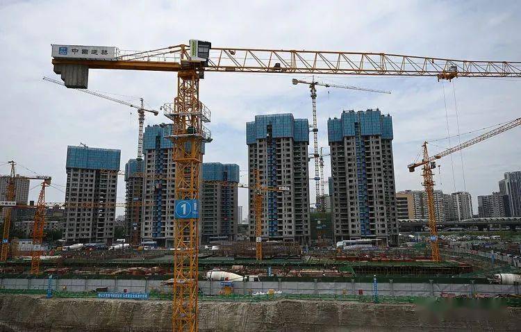 农商行|空置房越来越多，房价为何还不下降？来听听内行人怎样说！