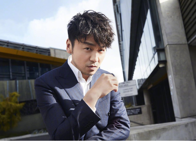 杨幂|比杨幂晚红了12年,如今终于有了主演电影,搭档是《极挑》的熟人