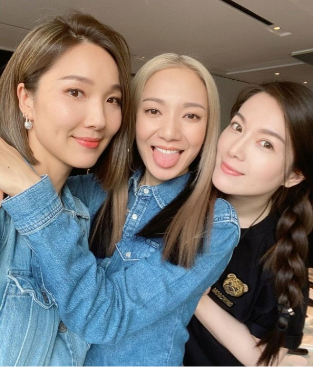 刘浩存|李亚男庆闺蜜团成军十年，处女党婚前守贞洁，五姐妹属她婚姻坎坷