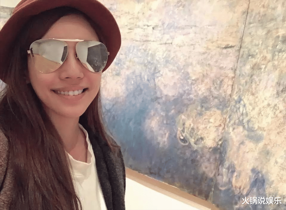 李靓蕾|李靓蕾之母李瑶敏：女儿“万字屠宏”，母亲往事却成为最大黑点！