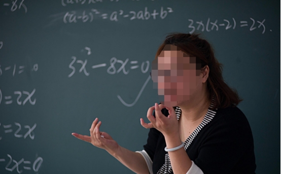 胃癌|36岁大学老师确诊胃癌，生前不碰烟酒，医生含泪：常做一件事害的