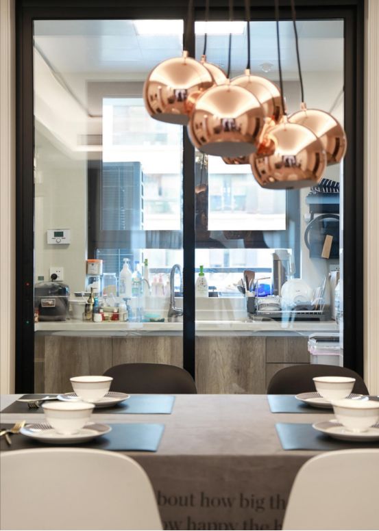 115㎡美式轻奢住宅，沉稳华丽大气，还有这么大的衣帽间