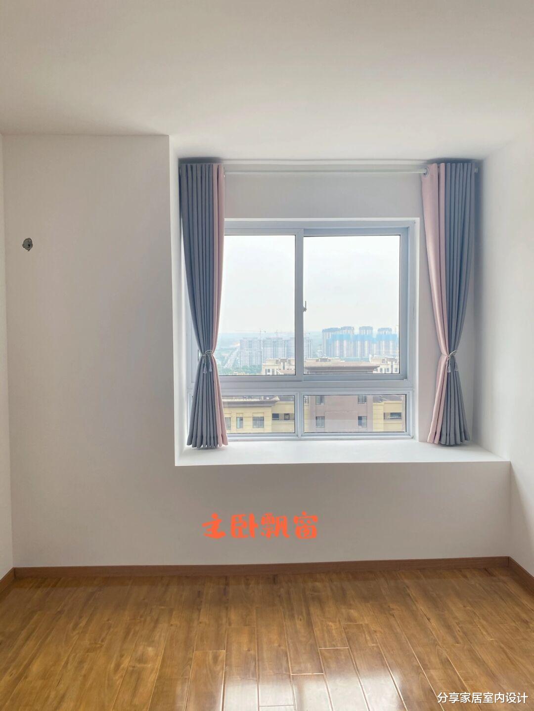 |90平新房硬装结束啦,全屋木地板,不做吊顶,打扫干净很喜欢!