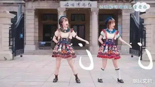 旅順博物館門前跳日本宅舞被封殺，網友表示對於“無知少女”是否太嚴格？-圖2