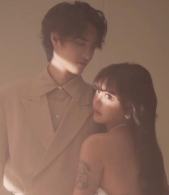 韩香香说星座 韩安冉婚内出轨？三婚不到2个月官宣离婚，泽鑫：前男友更适合她