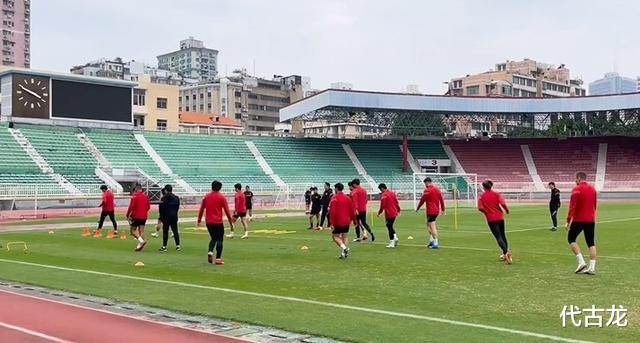 中國足球|河北隊(duì)罷訓(xùn)原因揭秘：1000萬專項(xiàng)資金沒到賬，撕掉中國足球遮羞布