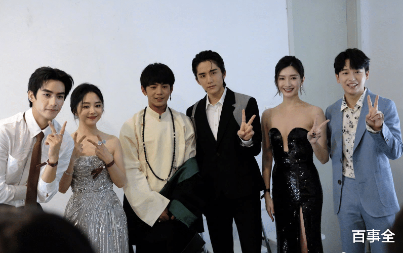 陶慧敏|微博之夜网红集体翻车：李子柒脸肿嘴歪，李佳琦驼背，丁真太矮了