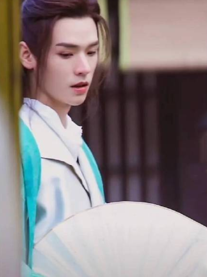 鹿晗|这么好的日子，网友：总觉得这天鹿晗关晓彤会结婚！缘分妙不可言