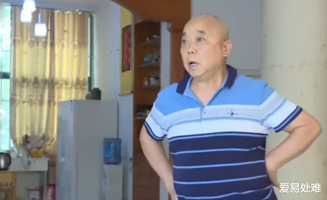 保姆倾慕8旬雇主,与其同居11年,遭扫地出门,雇主:她就是保姆