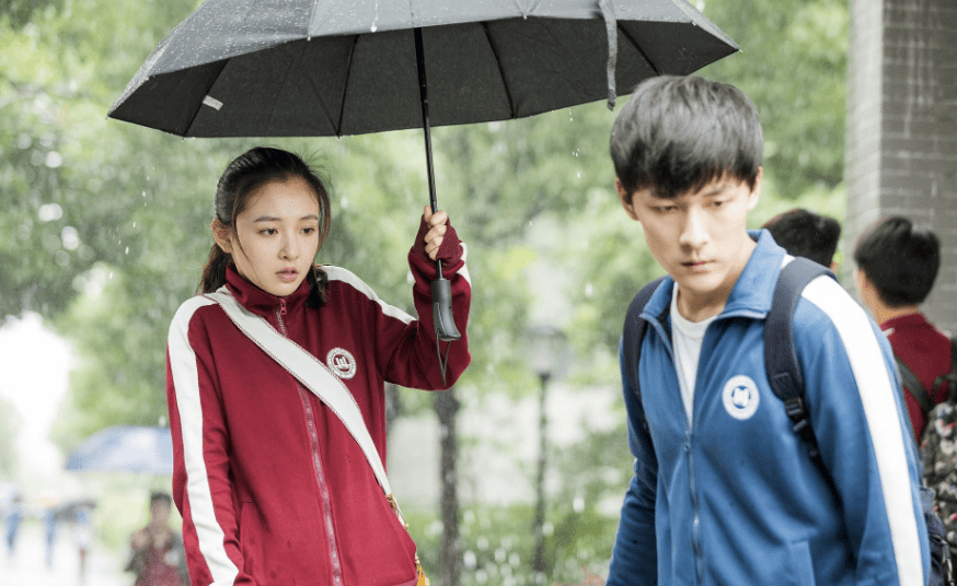 吴倩|吴倩客串《荣耀》，戏份短暂形象沧桑，这就是一味追求爱情的后果