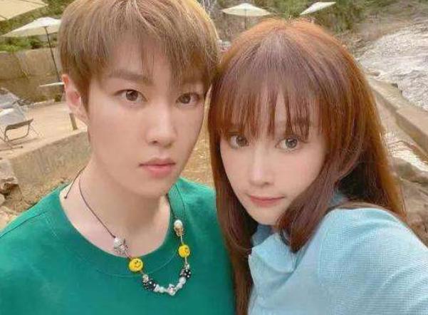 赵本山|赵本山女儿生病还要伺候男友，强颜欢笑惹怒粉丝，男友回应太奇葩