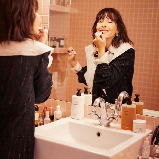 从普通到高级，卫生间审美升级5个要点，看得我也想作一作！