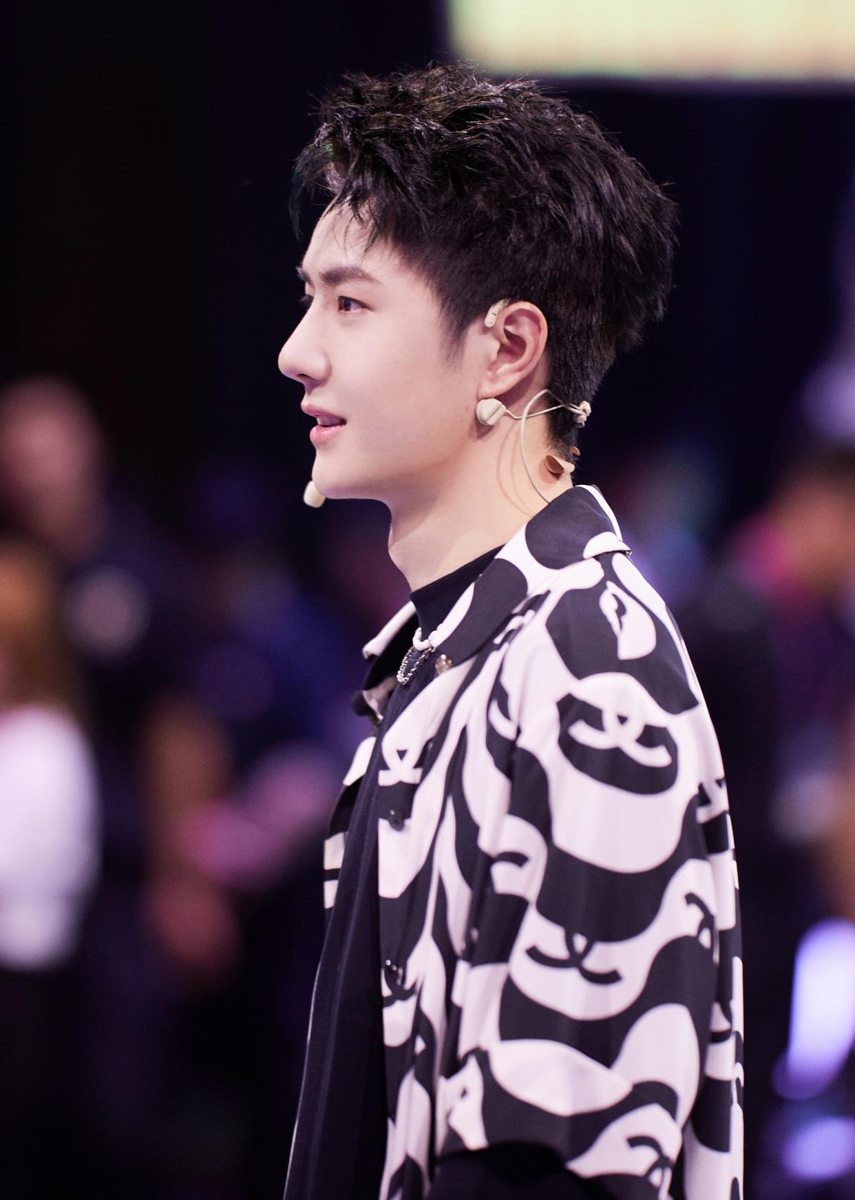 刘奕君|张艺兴没让布布“通过”，王一博不淡定了；看舞蹈却比选手还先哭