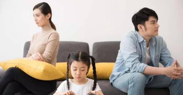 迪丽热巴|谢贤开导孙子不要记恨谢霆锋，宝宝的一句话，让老人内心悲痛万分