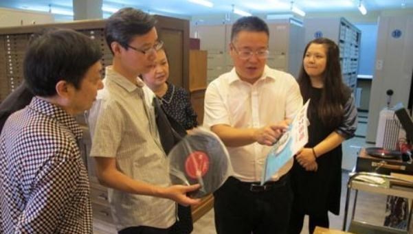 西装|“新型”国企公开招聘,月薪可达1万5,200多个岗位供毕业生选择