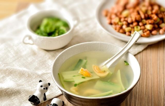 爱红烧肉|医生:想要宝宝长肉长高,这些“空营养”辅食别给娃吃,不要大意