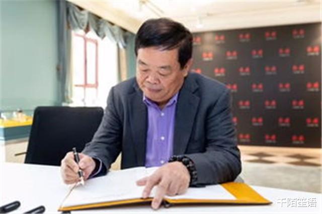 曹德旺 曹德旺：创立“福耀玻璃”，表示从没动用过哥哥任何政治资源！