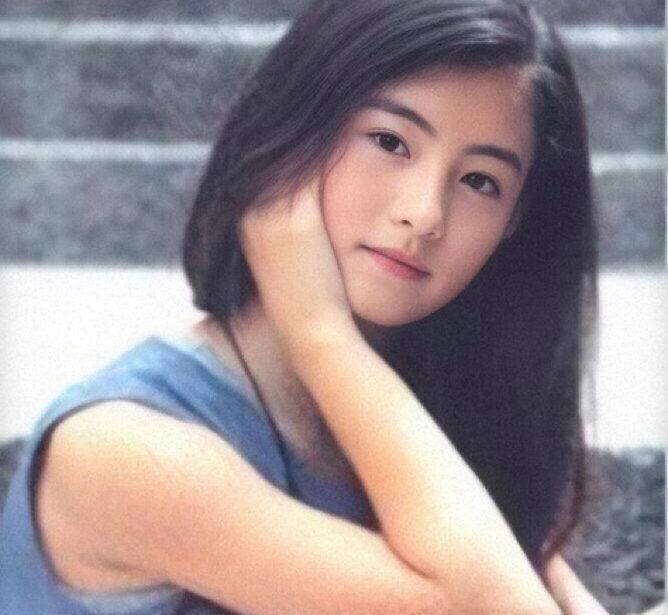 张柏芝|她被人骂“撒谎精”，被直指有精神病，艳照门背后还有什么内幕？