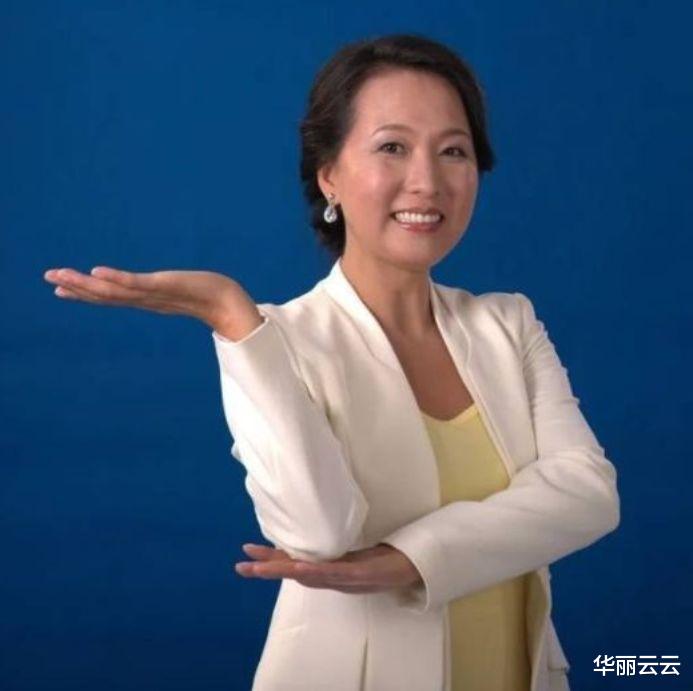 阿雅|奥运冠军王军霞现状：三段婚姻生三娃，如今47岁身居高位