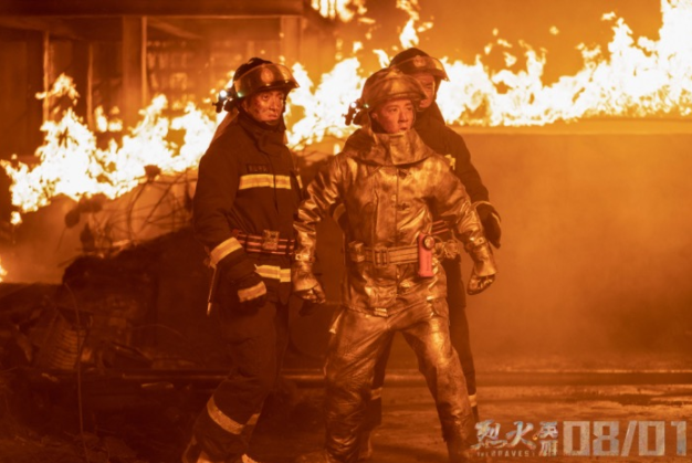 电视剧|播出8集拿下8.9分,收视率冲到第一,国产剧又来一部“王炸”