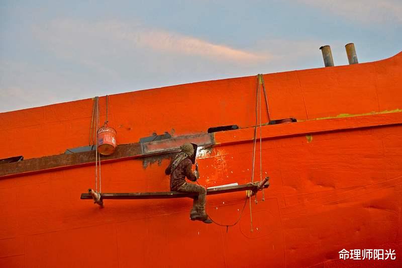 生肖|星随运转，往后让人高攀不起的生肖