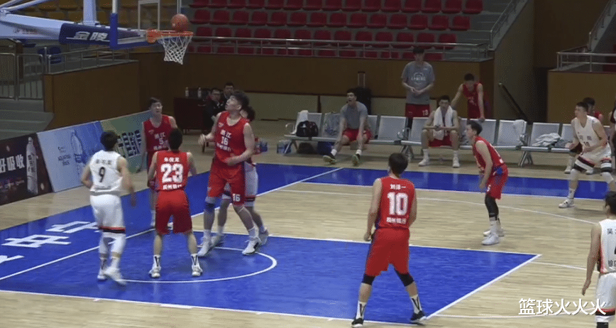 朱旭航|浙江大胜!吴前划水,朱旭航16分,余家豪天赋尽显,王奕博三分准