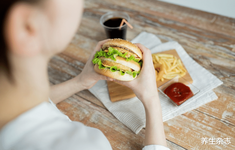 贫血|肝脏变硬，上厕所先知？医生：上厕所有4种异常，趁早检查肝CT