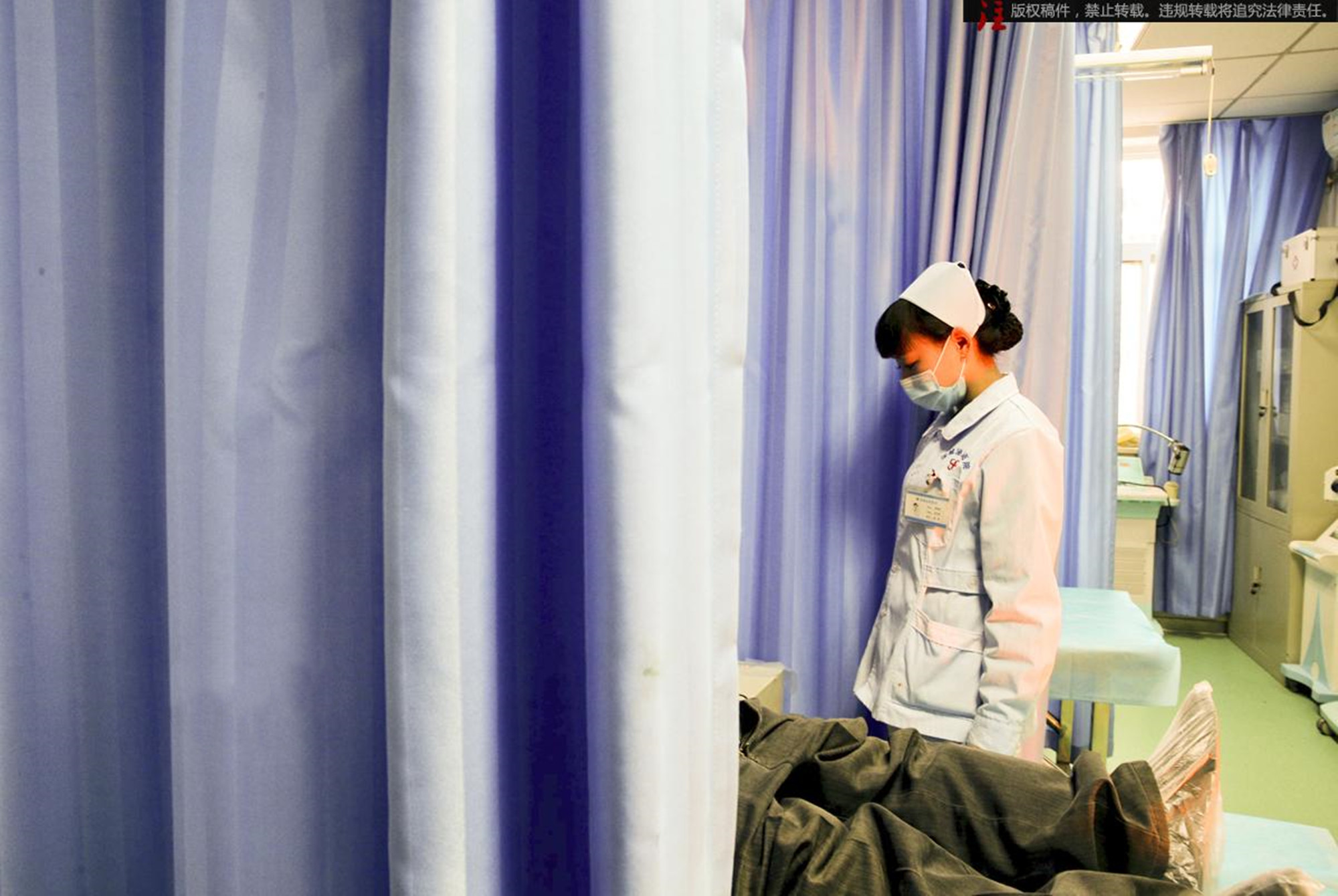 护士|“男生禁娶黑榜”出炉，女生从事这4种职业，想要脱单可能无望