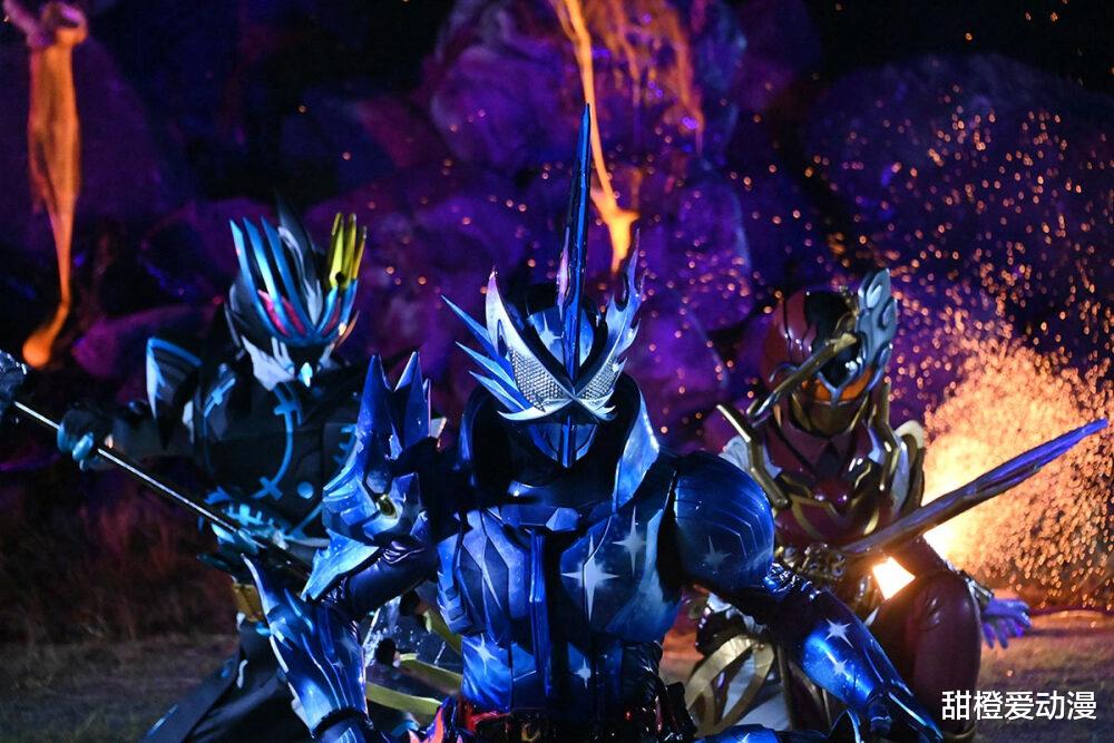 假面骑士圣刃|假面骑士圣刃：对比崇皇时王和天才build，十圣刃的表现太合格了