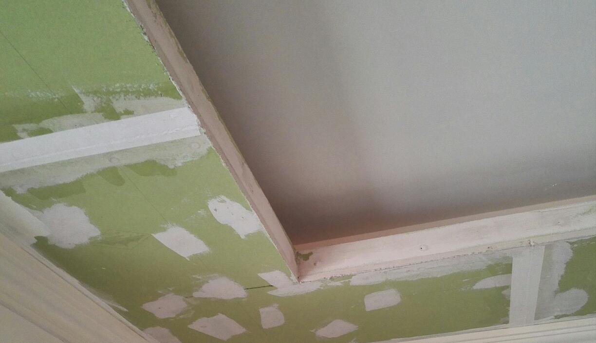 石膏板吊顶容易下垂和开裂，要知道处理方法，还要知道预防措施