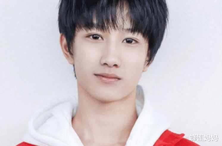 明星|女明星凭一己之力成功解约，成娱乐圈最强“公务员”，你认识她吗