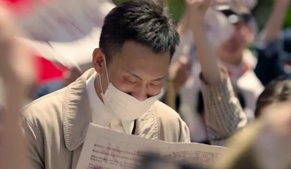 星星娱娱说|《我和我的祖国》，不想错过任素汐一句词，也不忍落下张译的眼神