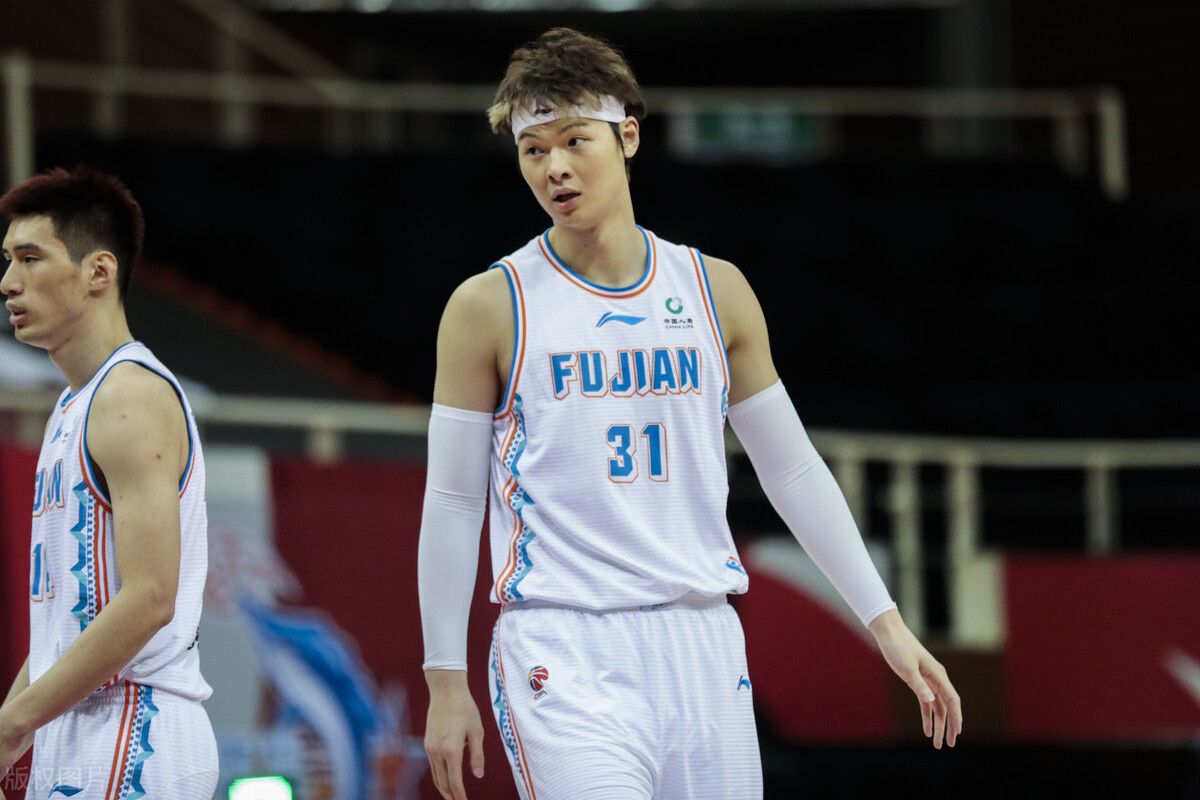 廣東男籃|廣東一枝獨秀，遼寧第二不穩(wěn)，CBA排名出爐！首鋼第十上海已掉隊