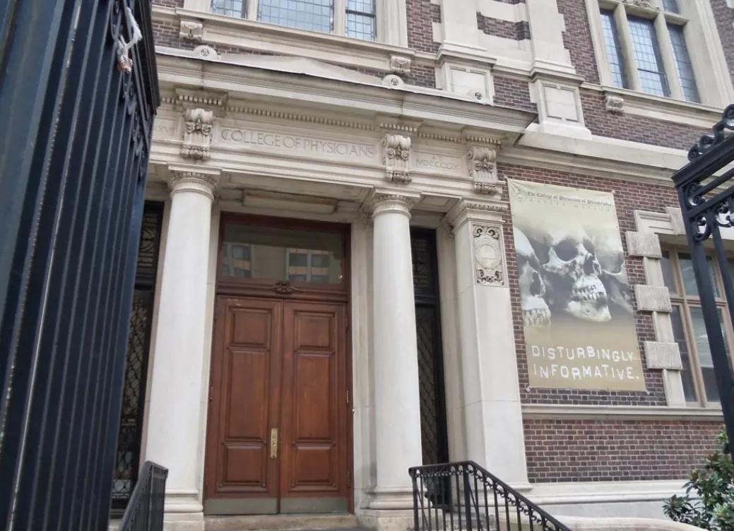 胡思乱想是我的作风 男子3年没排便,死后肠内排泄物重36斤,人死后排泄物如何处理?