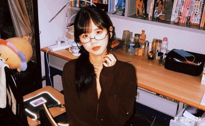 热舞|鲨鱼放飞自我！直播热舞获井川里予2字好评，老粉：井门弄舞？